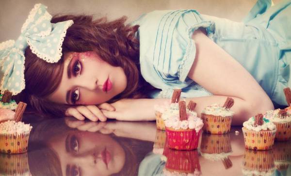 Photograph Vicki Lea Boulter Cupcake Dreams on One Eyeland